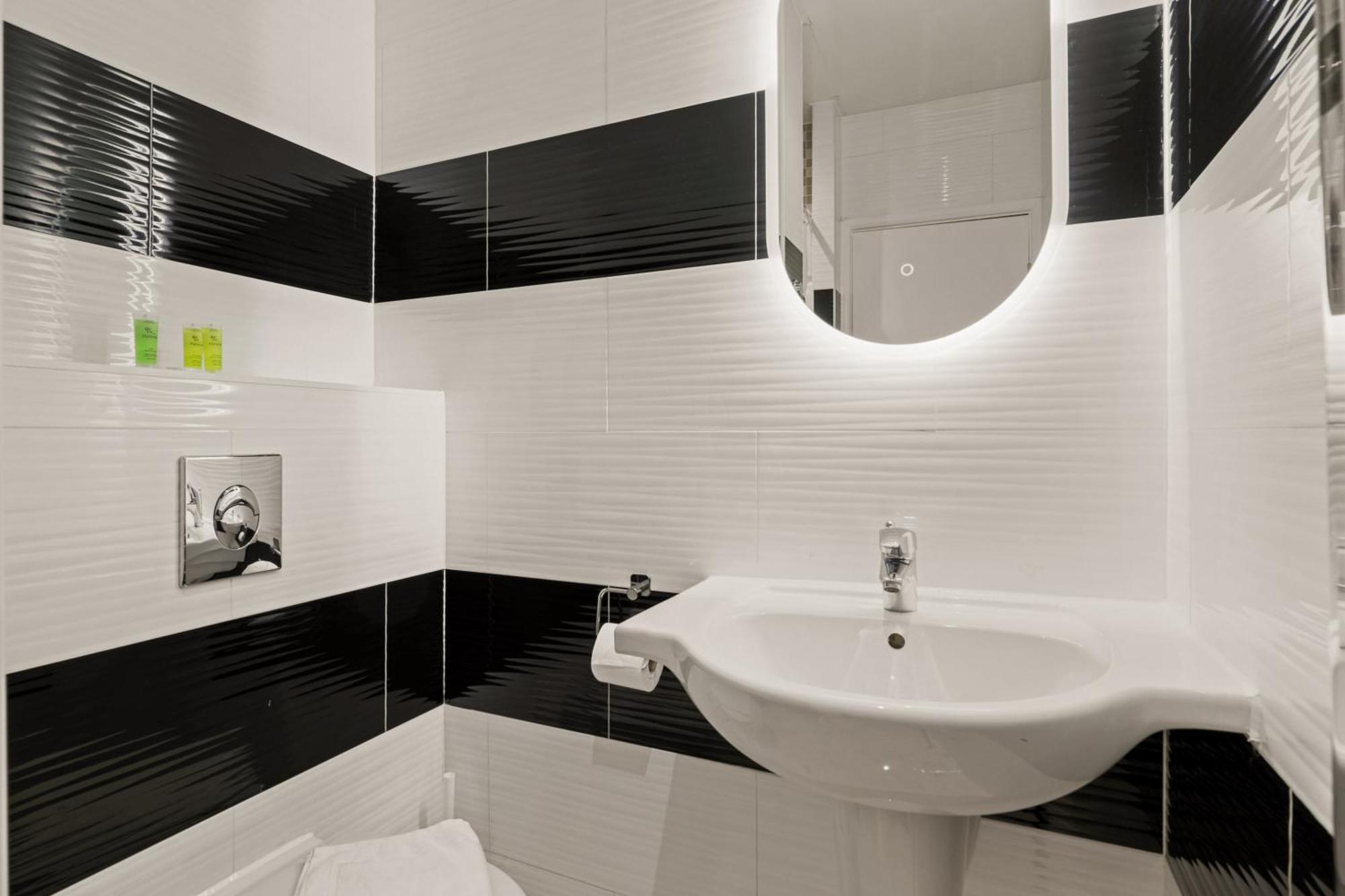 London Star Hotel Екстериор снимка